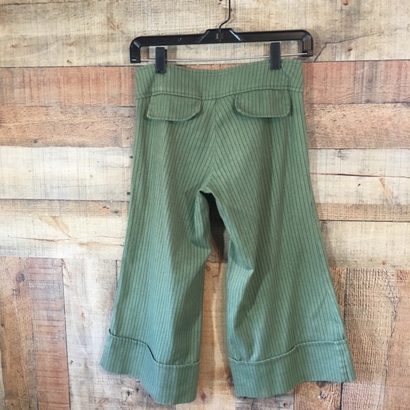 Twenty One Flare Cropped Pants - Picture 3 of 7